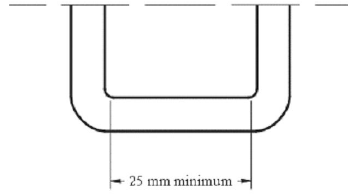 Diagramme montrant la largeur de la barre du dispositif universel d’ancrages d’attaches inférieurs, vue de dessus, avec mesures.